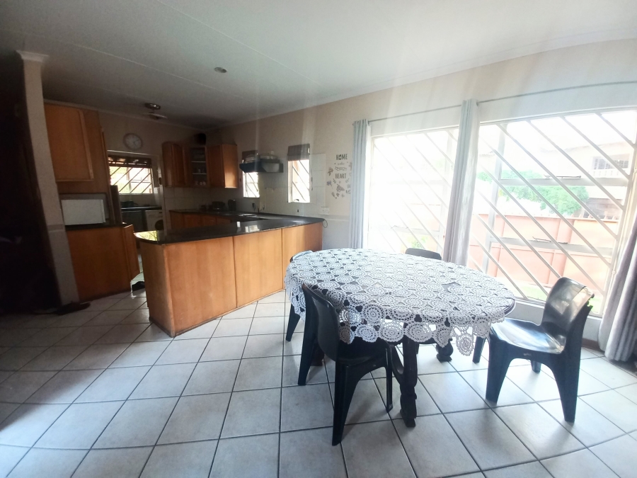 To Let 4 Bedroom Property for Rent in Cashan North West